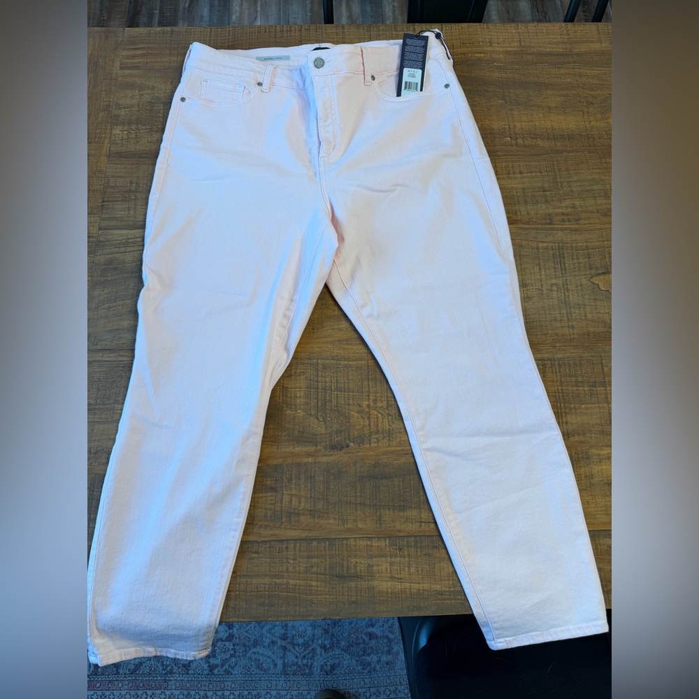 Pale Pink NYDJ Alina Ankle Jeans 18W NWT - Picture 10 of 10